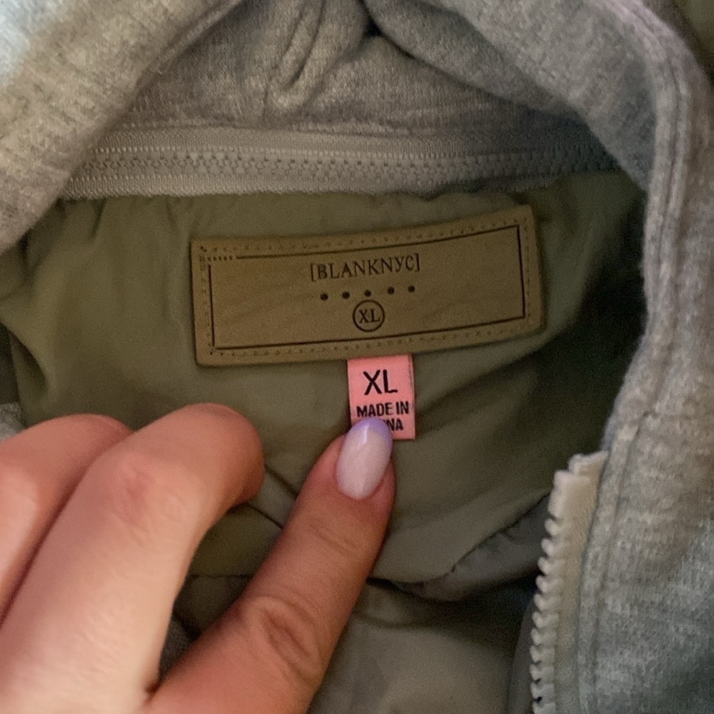 Blank NYC Olive and Gray Jacket size 10-12 XL​ - Picture 4 of 4